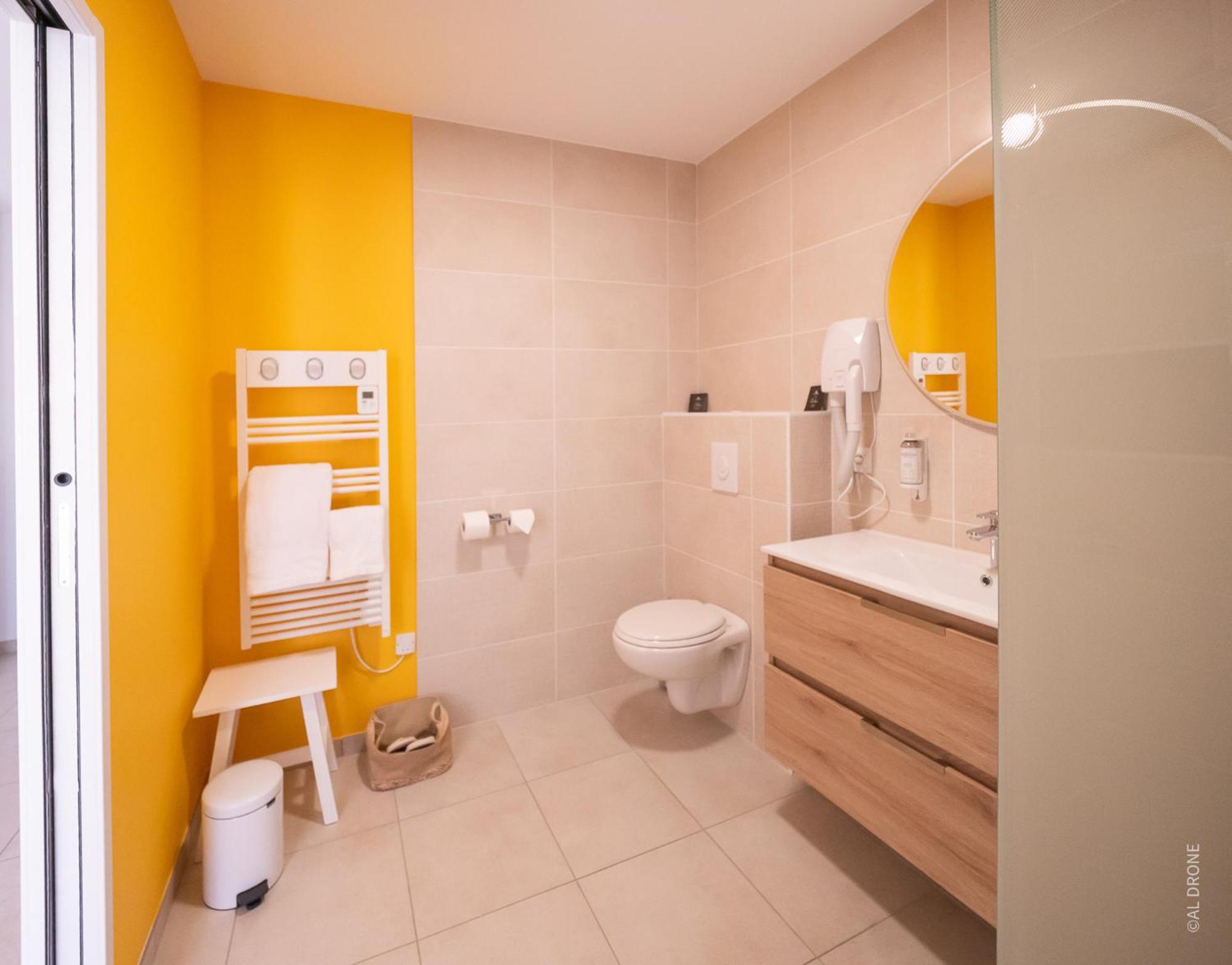 Le Maconnais Guest House Vinzelles Exterior foto